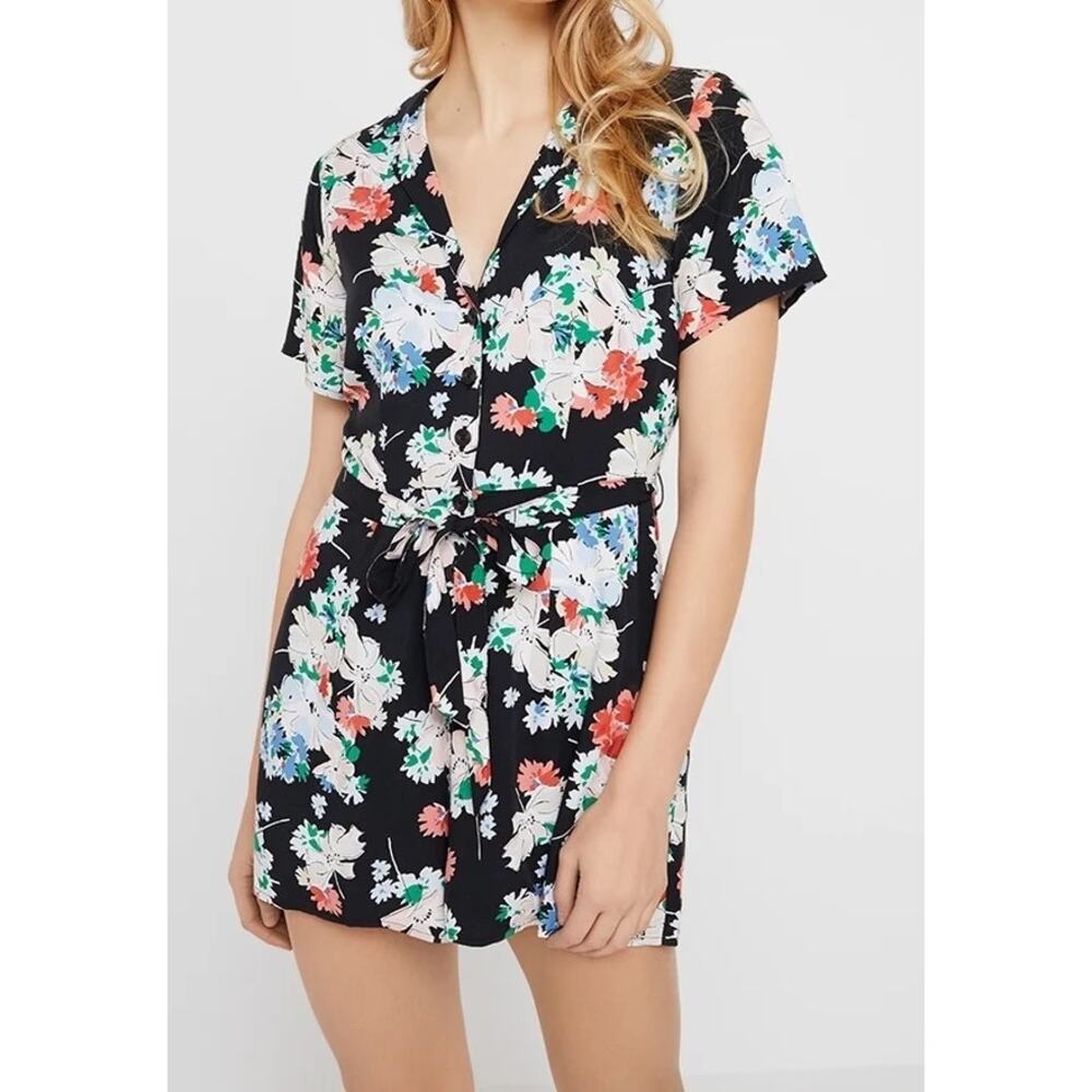 Abercrombie & Fitch Women’s Large Floral Romper Playful Romantic Dainty Fun